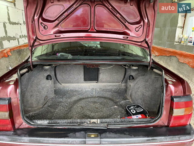 Червоний Опель Вектра, об'ємом двигуна 1.6 л та пробігом 300 тис. км за 1900 $, фото 18 на Automoto.ua