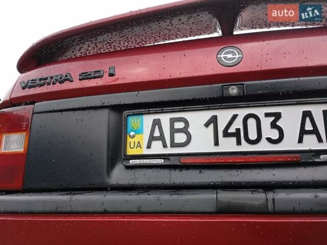 Красный Опель Вектра, объемом двигателя 2.02 л и пробегом 212 тыс. км за 1900 $, фото 6 на Automoto.ua