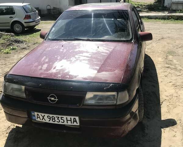 Красный Опель Вектра, объемом двигателя 1.6 л и пробегом 228 тыс. км за 2200 $, фото 2 на Automoto.ua