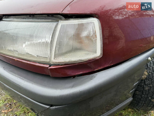 Красный Опель Вектра, объемом двигателя 1.6 л и пробегом 300 тыс. км за 1500 $, фото 13 на Automoto.ua