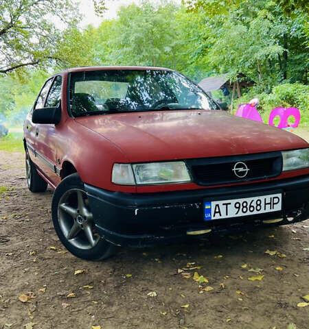 Опель Вектра 1991 в Долине на Automoto.ua Красный Опель Вектра, объемом двигателя 1.6 л и пробегом 289 тыс. км за 1650 $, фото 1 на Automoto.ua