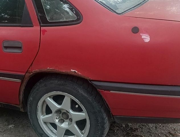 Червоний Опель Вектра, об'ємом двигуна 1.8 л та пробігом 741 тис. км за 800 $, фото 3 на Automoto.ua