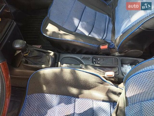 Червоний Опель Вектра, об'ємом двигуна 2 л та пробігом 438 тис. км за 2250 $, фото 1 на Automoto.ua