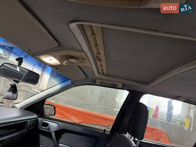 Червоний Опель Вектра, об'ємом двигуна 1.6 л та пробігом 300 тис. км за 1900 $, фото 24 на Automoto.ua