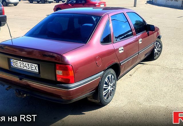 Опель Вектра 1991 в Николаеве на Automoto.ua Красный Опель Вектра, объемом двигателя 1.8 л и пробегом 300 тыс. км за 1600 $, фото 3 на Automoto.ua