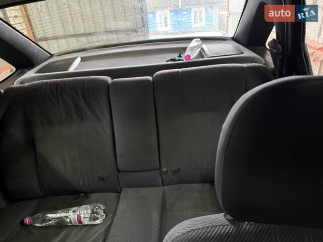 Красный Опель Вектра, объемом двигателя 1.6 л и пробегом 300 тыс. км за 1500 $, фото 26 на Automoto.ua