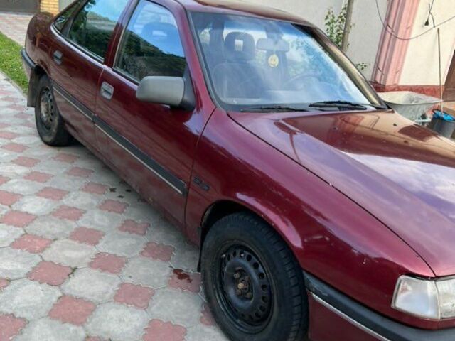 Червоний Опель Вектра, об'ємом двигуна 2 л та пробігом 356 тис. км за 1000 $, фото 1 на Automoto.ua