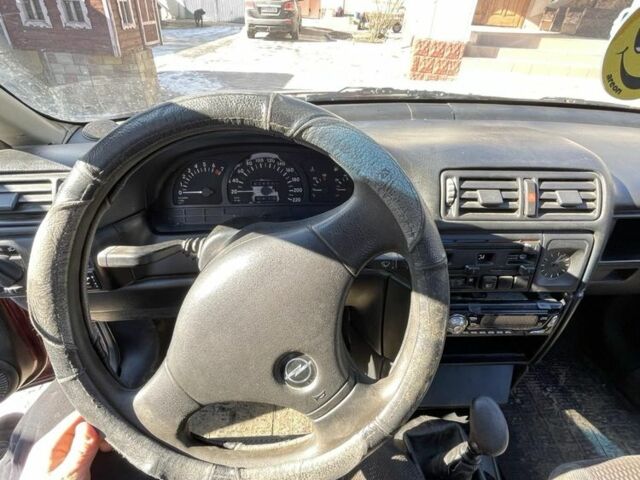 Червоний Опель Вектра, об'ємом двигуна 2 л та пробігом 356 тис. км за 1000 $, фото 6 на Automoto.ua