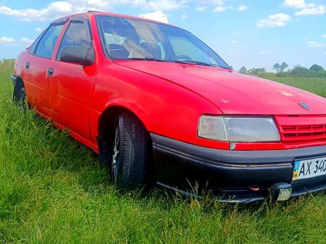 Красный Опель Вектра, объемом двигателя 1.8 л и пробегом 333 тыс. км за 1250 $, фото 2 на Automoto.ua