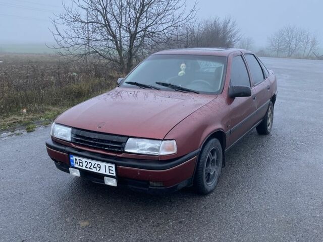 Красный Опель Вектра, объемом двигателя 1.8 л и пробегом 777 тыс. км за 2000 $, фото 1 на Automoto.ua