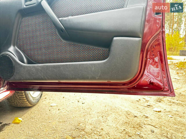 Красный Опель Вектра, объемом двигателя 1.8 л и пробегом 100 тыс. км за 3100 $, фото 10 на Automoto.ua