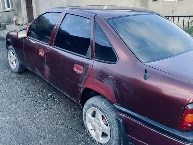 Красный Опель Вектра, объемом двигателя 1.8 л и пробегом 300 тыс. км за 650 $, фото 3 на Automoto.ua