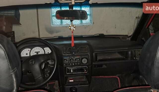 Червоний Опель Вектра, об'ємом двигуна 0 л та пробігом 5 тис. км за 1350 $, фото 5 на Automoto.ua