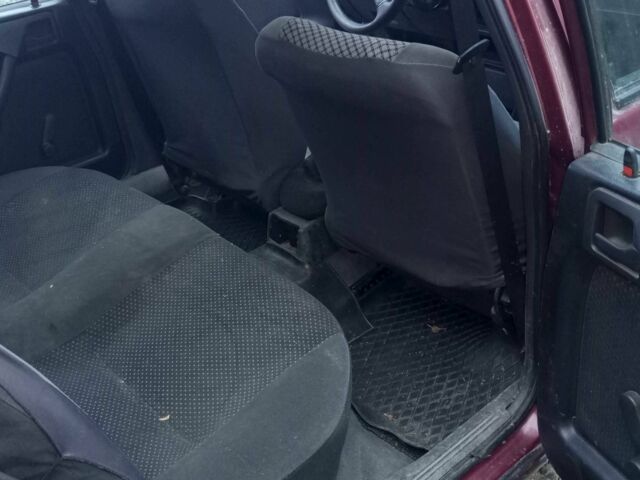 Красный Опель Вектра, объемом двигателя 1.6 л и пробегом 230 тыс. км за 2008 $, фото 13 на Automoto.ua