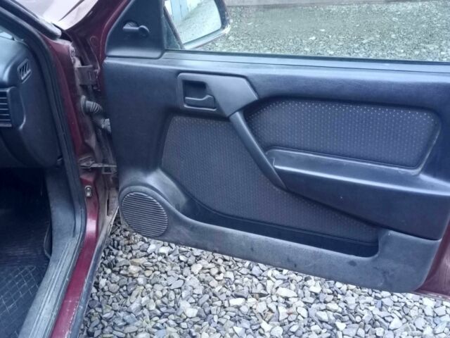 Красный Опель Вектра, объемом двигателя 1.6 л и пробегом 230 тыс. км за 2008 $, фото 11 на Automoto.ua