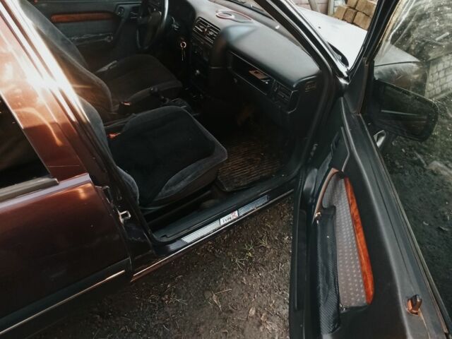 Красный Опель Вектра, объемом двигателя 2 л и пробегом 264 тыс. км за 1000 $, фото 20 на Automoto.ua