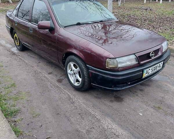 Красный Опель Вектра, объемом двигателя 1.8 л и пробегом 200 тыс. км за 650 $, фото 2 на Automoto.ua