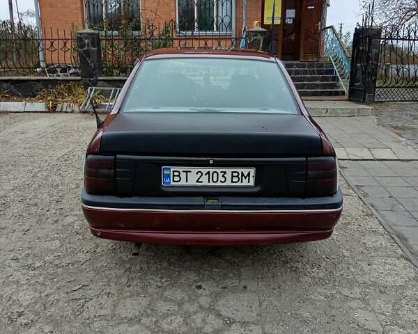 Красный Опель Вектра, объемом двигателя 1.8 л и пробегом 312 тыс. км за 1550 $, фото 4 на Automoto.ua
