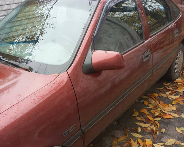 Красный Опель Вектра, объемом двигателя 2 л и пробегом 280 тыс. км за 2500 $, фото 1 на Automoto.ua