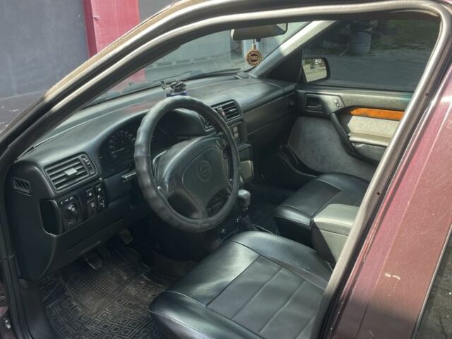 Красный Опель Вектра, объемом двигателя 2 л и пробегом 3 тыс. км за 3500 $, фото 1 на Automoto.ua