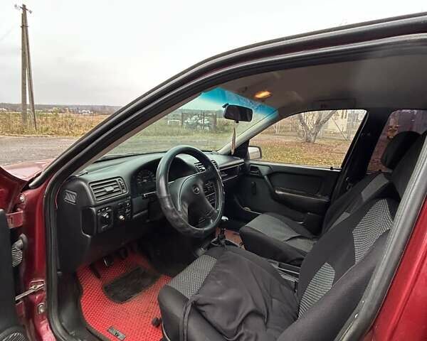Красный Опель Вектра, объемом двигателя 1.8 л и пробегом 350 тыс. км за 1400 $, фото 8 на Automoto.ua