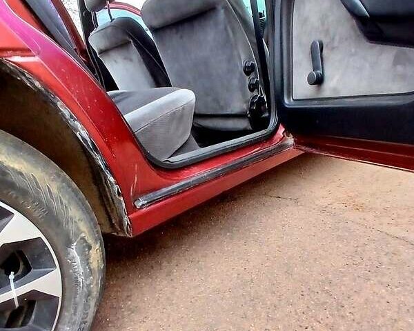 Опель Вектра 1995 в Коростене на Automoto.ua Красный Опель Вектра, объемом двигателя 2 л и пробегом 318 тыс. км за 2300 $, фото 2 на Automoto.ua