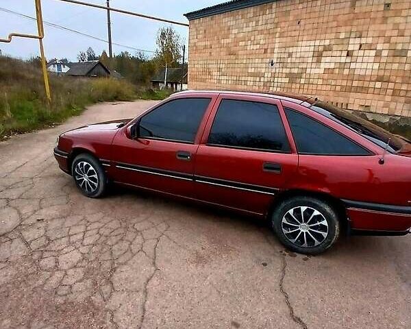Опель Вектра 1995 в Коростене на Automoto.ua Красный Опель Вектра, объемом двигателя 2 л и пробегом 318 тыс. км за 2300 $, фото 6 на Automoto.ua