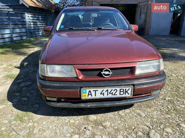 Червоний Опель Вектра, об'ємом двигуна 1.7 л та пробігом 280 тис. км за 1500 $, фото 4 на Automoto.ua