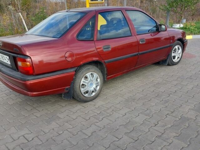 Опель Вектра 1995 в Рожище на Automoto.ua Красный Опель Вектра, объемом двигателя 1.8 л и пробегом 3 тыс. км за 1400 $, фото 3 на Automoto.ua