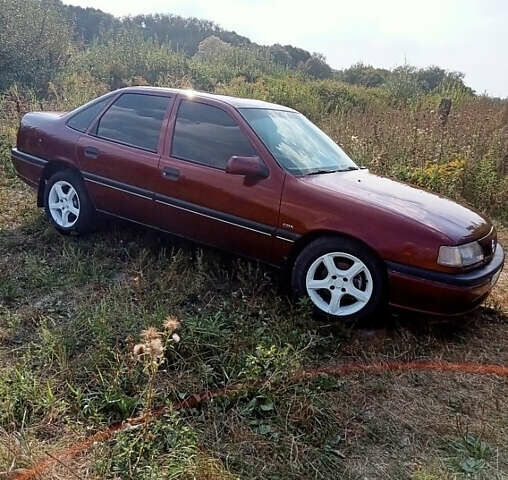 Красный Опель Вектра, объемом двигателя 1.8 л и пробегом 280 тыс. км за 1999 $, фото 3 на Automoto.ua