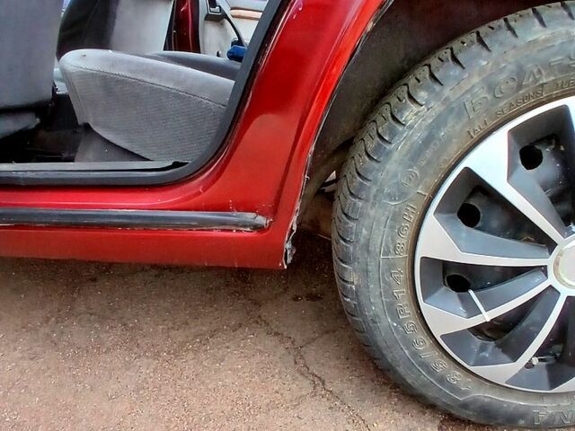 Опель Вектра 1995 в Коростене на Automoto.ua Красный Опель Вектра, объемом двигателя 2 л и пробегом 318 тыс. км за 2300 $, фото 2 на Automoto.ua