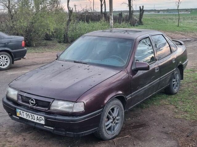 Червоний Опель Вектра, об'ємом двигуна 1.6 л та пробігом 127 тис. км за 950 $, фото 2 на Automoto.ua