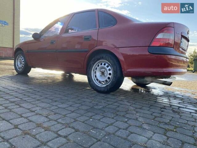 Красный Опель Вектра, объемом двигателя 1.8 л и пробегом 478 тыс. км за 2200 $, фото 14 на Automoto.ua