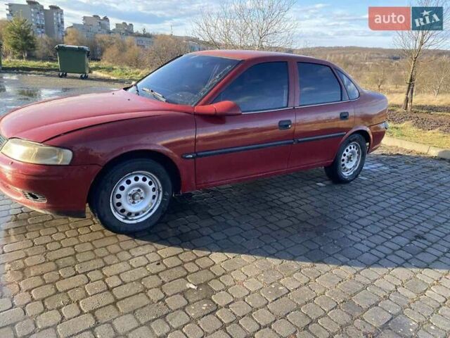 Красный Опель Вектра, объемом двигателя 1.8 л и пробегом 478 тыс. км за 2200 $, фото 13 на Automoto.ua