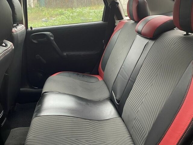 Червоний Опель Вектра, об'ємом двигуна 2 л та пробігом 259 тис. км за 3000 $, фото 6 на Automoto.ua