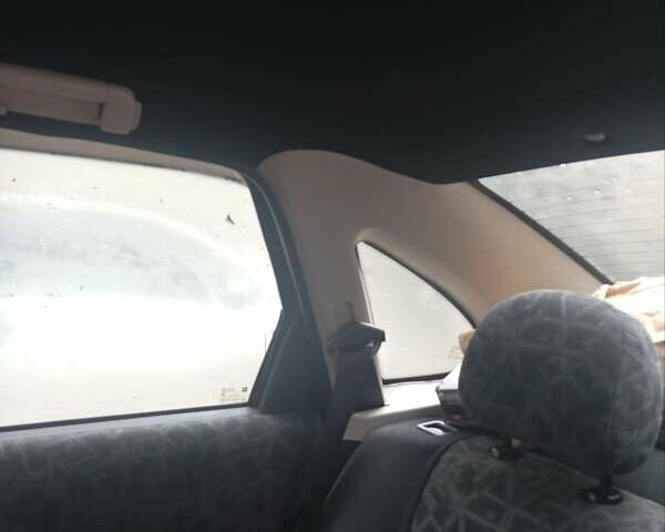 Червоний Опель Вектра, об'ємом двигуна 1.6 л та пробігом 250 тис. км за 2900 $, фото 13 на Automoto.ua