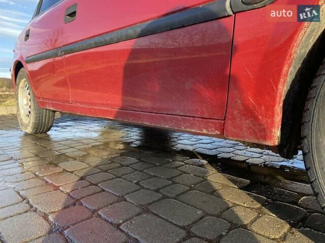 Красный Опель Вектра, объемом двигателя 1.8 л и пробегом 478 тыс. км за 2200 $, фото 5 на Automoto.ua