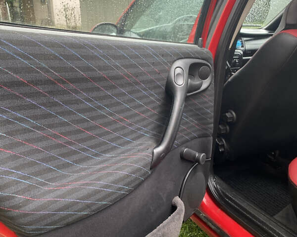 Красный Опель Вектра, объемом двигателя 2 л и пробегом 259 тыс. км за 3200 $, фото 14 на Automoto.ua