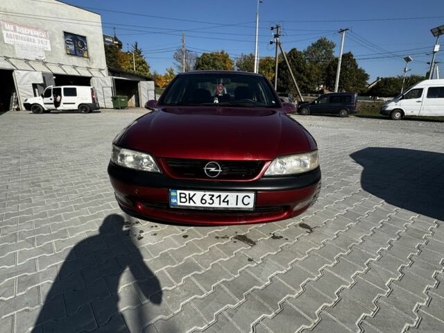 Красный Опель Вектра, объемом двигателя 1.8 л и пробегом 200 тыс. км за 1557 $, фото 6 на Automoto.ua