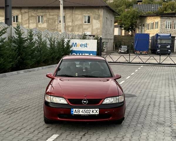 Красный Опель Вектра, объемом двигателя 1.6 л и пробегом 200 тыс. км за 2100 $, фото 9 на Automoto.ua