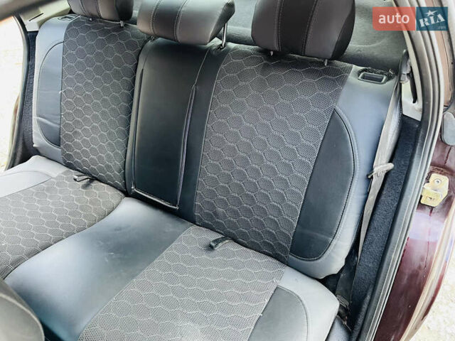 Опель Вектра 1997 в Каменское - Днепродзержинск на Automoto.ua Красный Опель Вектра, объемом двигателя 1.78 л и пробегом 350 тыс. км за 3499 $, фото 29 на Automoto.ua