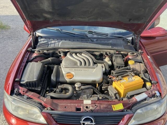 Червоний Опель Вектра, об'ємом двигуна 1.6 л та пробігом 400 тис. км за 2400 $, фото 6 на Automoto.ua