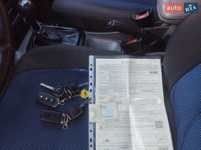 Червоний Опель Вектра, об'ємом двигуна 1.6 л та пробігом 360 тис. км за 1750 $, фото 2 на Automoto.ua