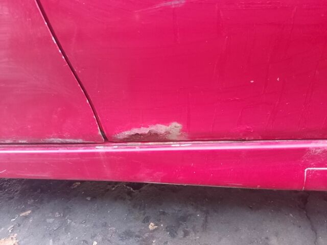 Червоний Опель Вектра, об'ємом двигуна 1.6 л та пробігом 216 тис. км за 2000 $, фото 4 на Automoto.ua