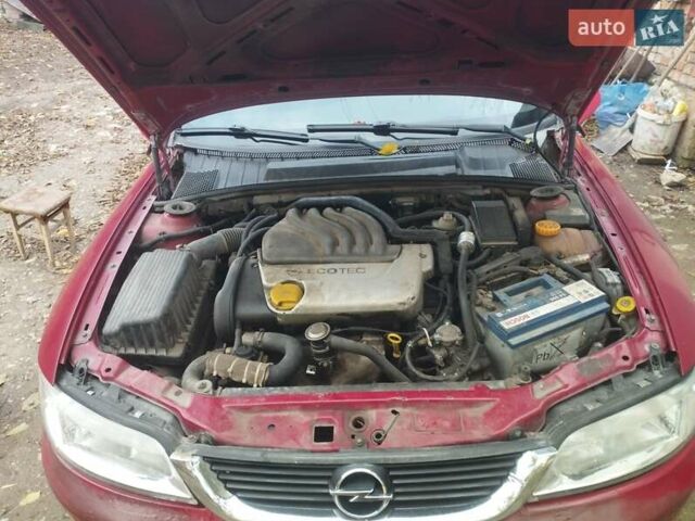 Червоний Опель Вектра, об'ємом двигуна 1.6 л та пробігом 360 тис. км за 1750 $, фото 7 на Automoto.ua