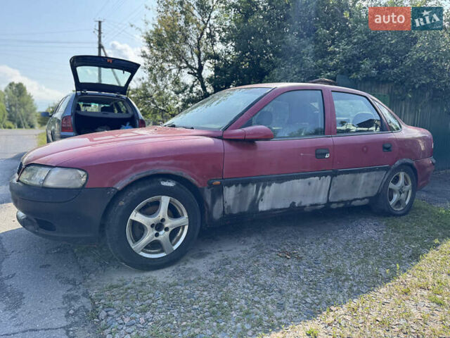 Червоний Опель Вектра, об'ємом двигуна 1.59 л та пробігом 250 тис. км за 1700 $, фото 12 на Automoto.ua
