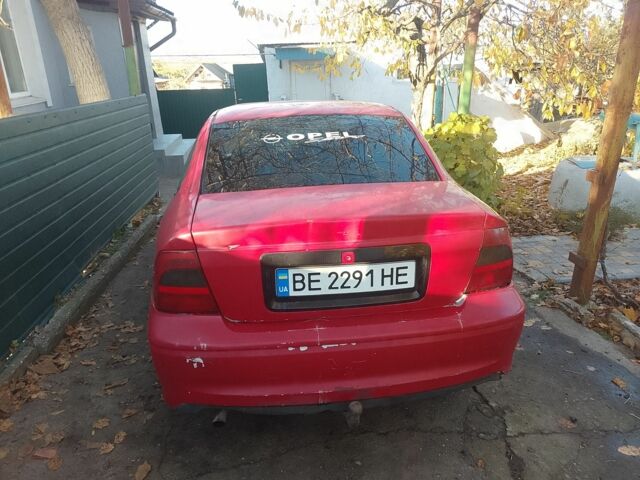 Червоний Опель Вектра, об'ємом двигуна 1.6 л та пробігом 216 тис. км за 2000 $, фото 3 на Automoto.ua