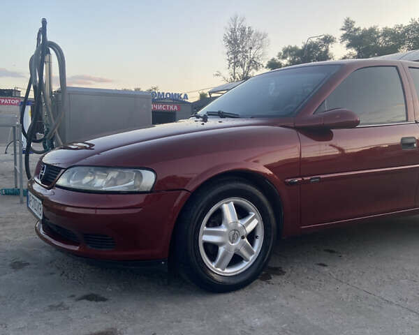 Червоний Опель Вектра, об'ємом двигуна 1.6 л та пробігом 400 тис. км за 2700 $, фото 3 на Automoto.ua