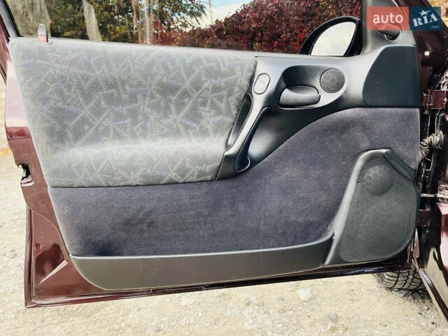 Опель Вектра 1997 в Каменское - Днепродзержинск на Automoto.ua Красный Опель Вектра, объемом двигателя 1.78 л и пробегом 350 тыс. км за 3499 $, фото 23 на Automoto.ua