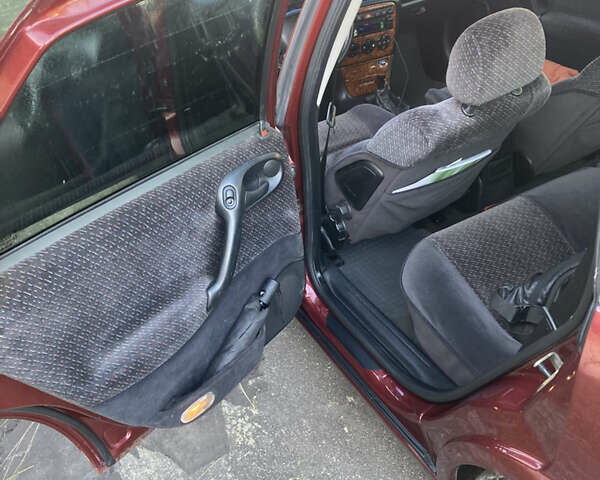 Червоний Опель Вектра, об'ємом двигуна 1.8 л та пробігом 287 тис. км за 2500 $, фото 18 на Automoto.ua